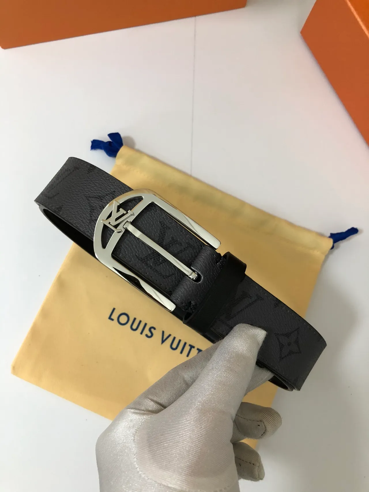 Louis Vuitton Black Silver Monogram-Coated LV Buckle Leather Belt 2