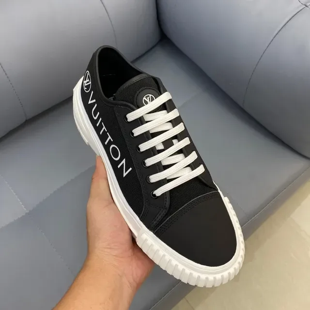 Louis Vuitton Black White Low-Top Canvas Upper Lifestyle Sneakers 4