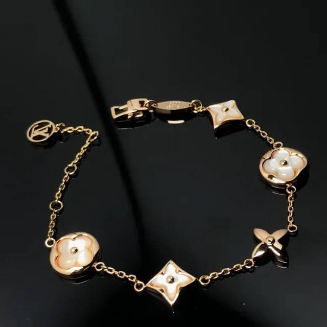 Louis Vuitton Blossom Gold-Tone Mother-of-Pearl Floral Chain Bracelet 2