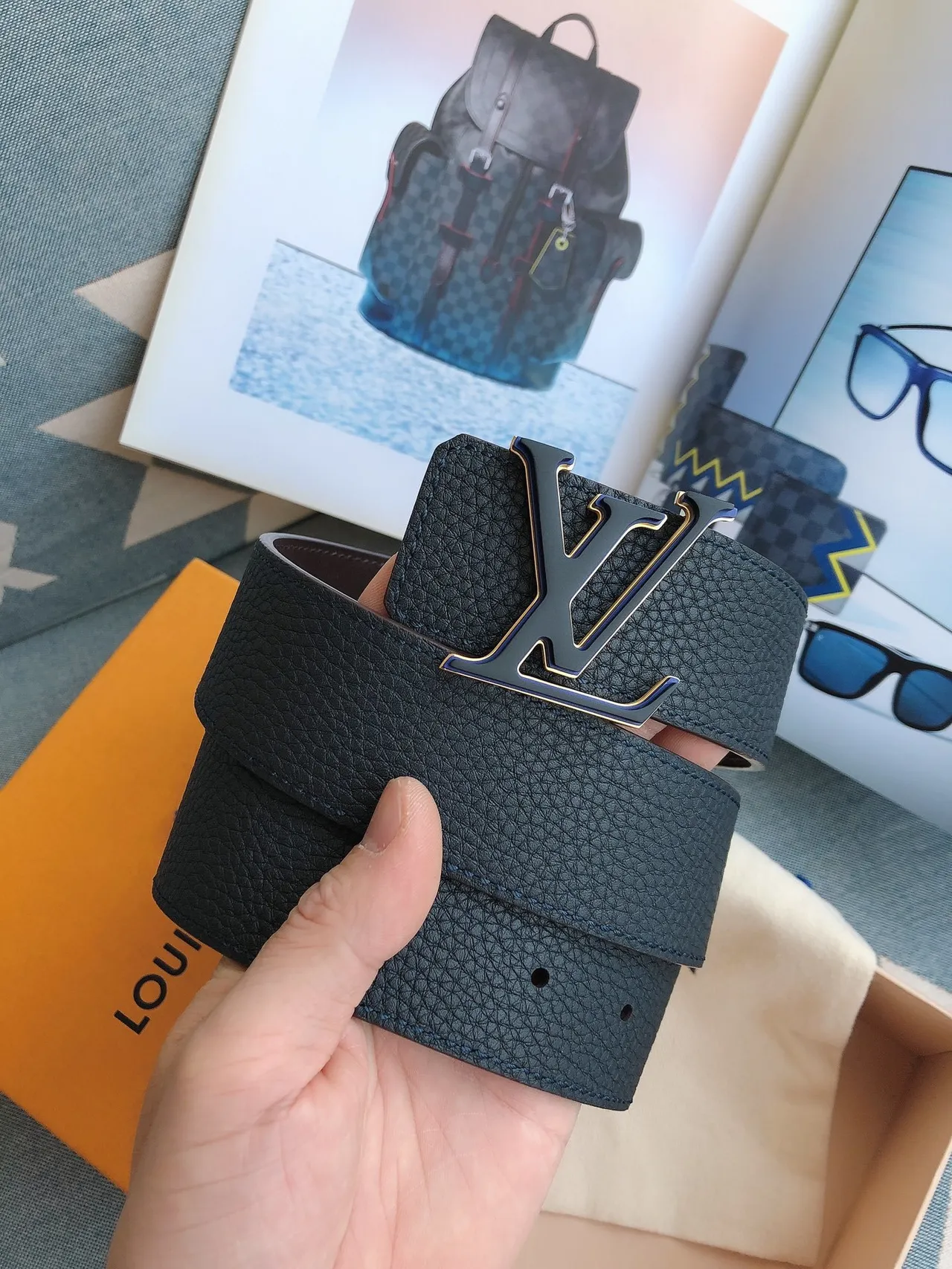 Louis Vuitton Blue Gold Pebbled Oversized Monogram Buckle Leather Belt 3