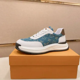 Louis Vuitton Azul Blanco Monogram Canvas Upper Sculpted Midsole Lifestyle Sneakers