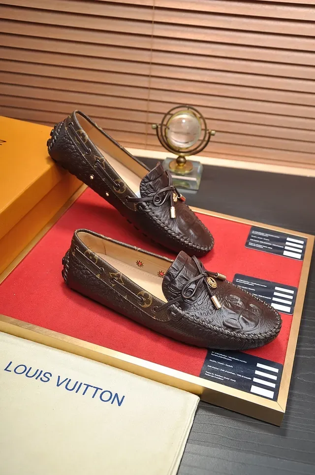 Louis Vuitton Brown Beige Crocodile-Embossed Leather Moccasin-Stitched Vamp Loafer 4