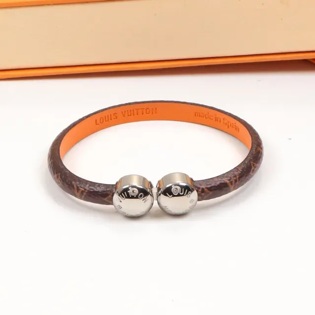 Louis Vuitton Brown Gold Monogram Leather Dual-Tone Metal Beads Bracelet 5