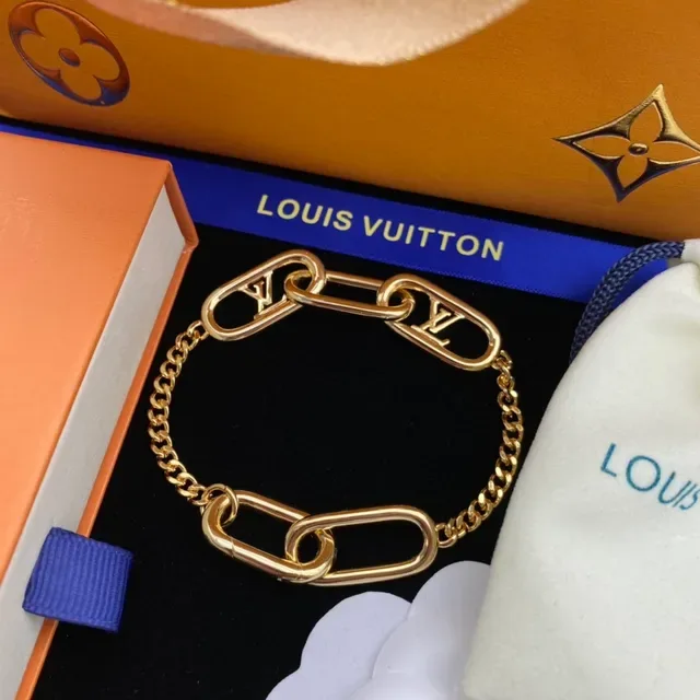Louis Vuitton Chain Link Gold Metal Oversized Oval Links Bracelet 4