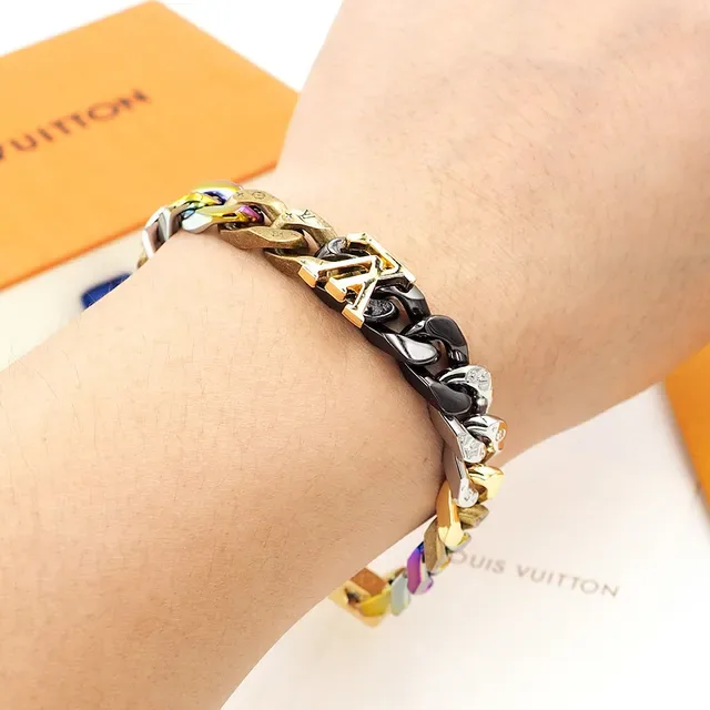 Louis Vuitton Curb-Link Bracelet Gold Multicolor Chain Monogram-Engraved Links Bracelet 7