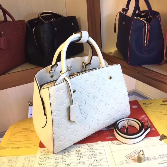 Louis Vuitton Embossed Monogram কালো Structured টপ-হ্যান্ডেল বস্টন ব্যাগ 13
