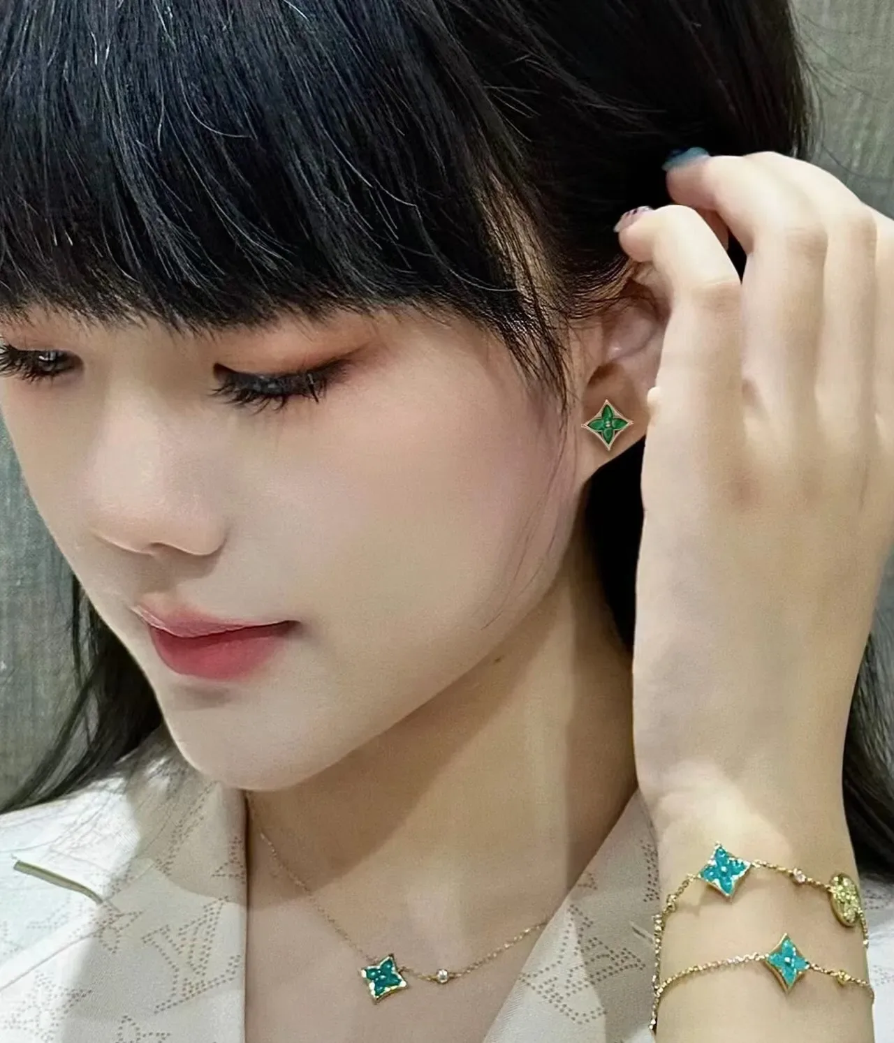 Louis Vuitton Flower Bracelet Gold Turquoise Enamel Pavé Diamond Multi-Charm Bracelet 7