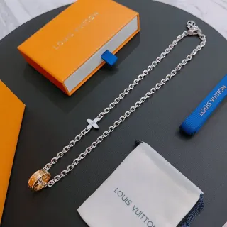 Louis Vuitton Flower Collection Collier Chaîne Curb Argent et Or Quatre Pétales
