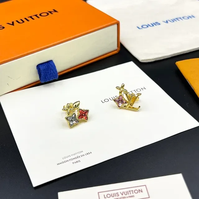 Louis Vuitton Flower Monogram Crystal Stud Earrings 5