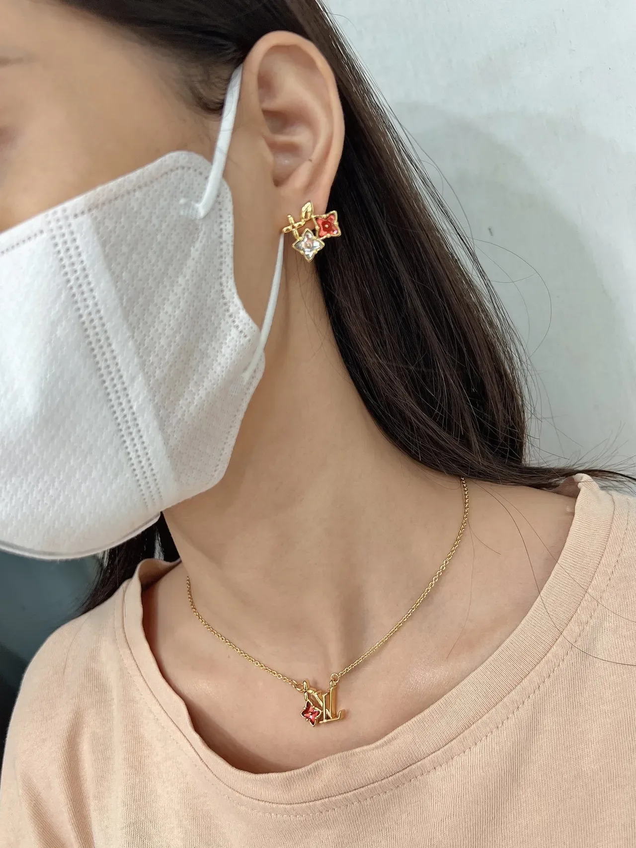 Louis Vuitton Flower Monogram Crystal Stud Earrings 7