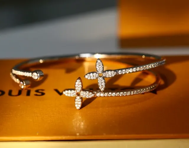 Louis Vuitton Flower Motif Pavé Diamond Gold Tone Bangle Bracelets 2