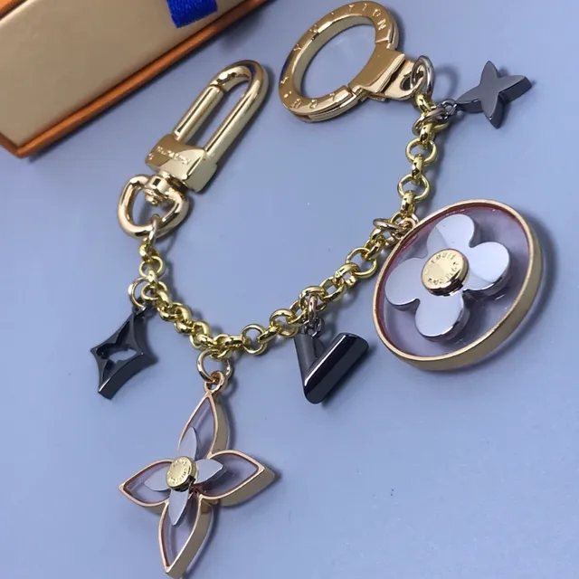 Louis Vuitton Gold Black Metal Chain Multi-Charm Pendant Assembly Jewelry 3