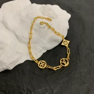 سوارة تعويذة Louis Vuitton سلسلة ذهبية وصلات مونوغرام