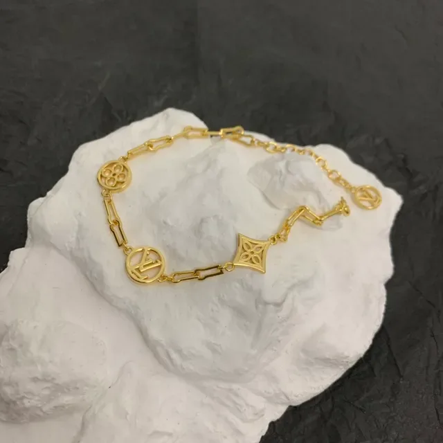Louis Vuitton Gold Chain-Link Monogram Charm Bracelet 3
