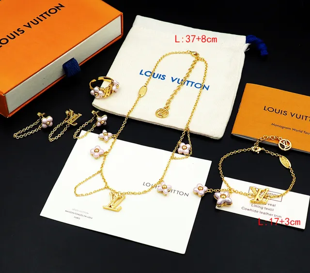 Louis Vuitton Gold Pink Curb Chain LV Monogram Pendant Bracelet 9