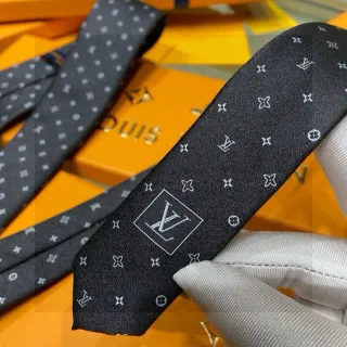 Louis Vuitton Gray White Monogram-Print Silk-Weave Necktie