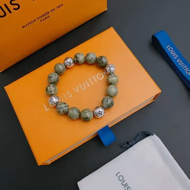 Louis Vuitton Green Silver Beaded Natural Stone Bracelet 3