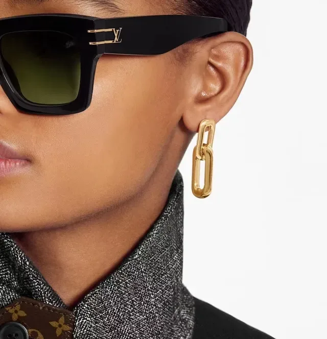 Louis Vuitton Link Gold Interlocking Rectangular Links Engraved Monogram Earrings 2