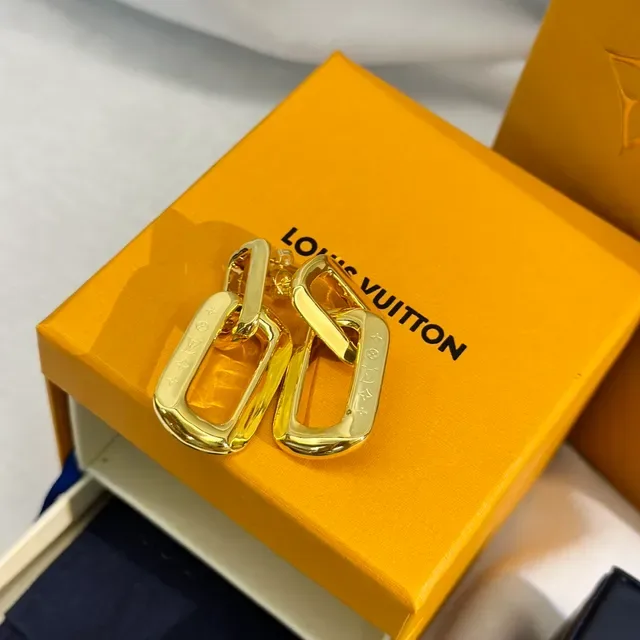Louis Vuitton Link Gold Interlocking Rectangular Links Engraved Monogram Earrings 3