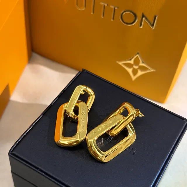 Louis Vuitton Link Gold Interlocking Rectangular Links Engraved Monogram Earrings 5