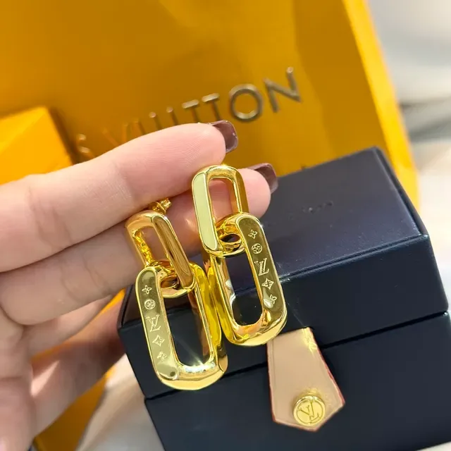 Louis Vuitton Link Gold Interlocking Rectangular Links Engraved Monogram Earrings 9