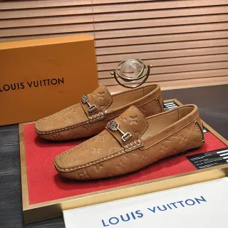 Louis Vuitton 棕褐米色 压印花纹皮革 马衔扣 乐福鞋