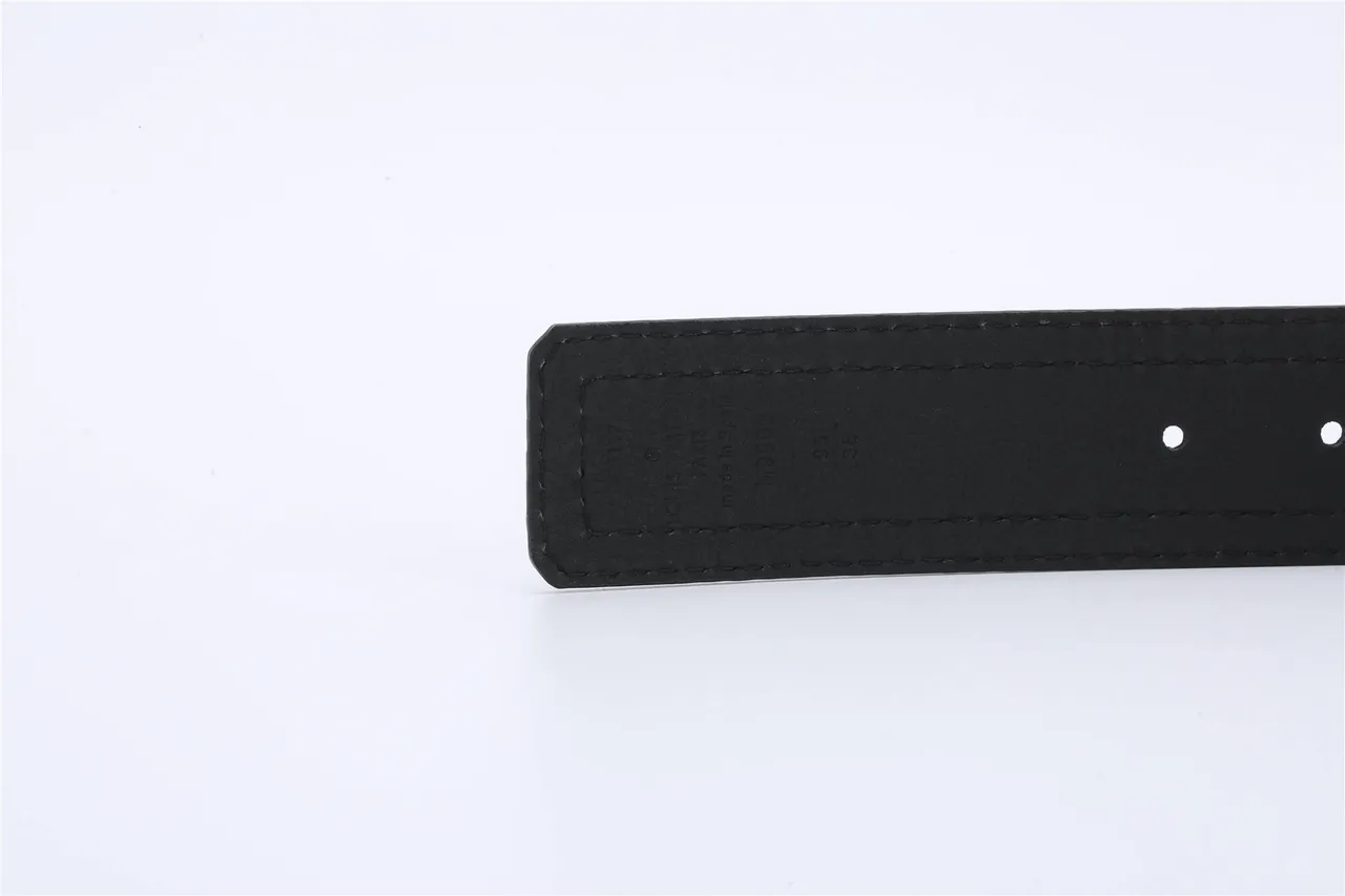 Louis Vuitton LV Belt Black Textured Leather Belt 9