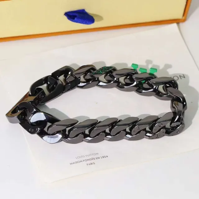 Louis Vuitton LV Chain Black Green Chunky Curb-Link Polished Metal Bracelet 5