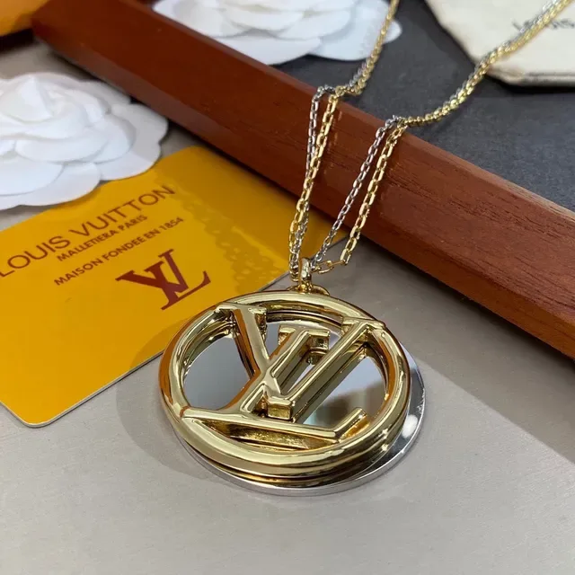 Louis Vuitton LV Circle Gold-Tone Interlocking Monogram Pendant Necklace 3