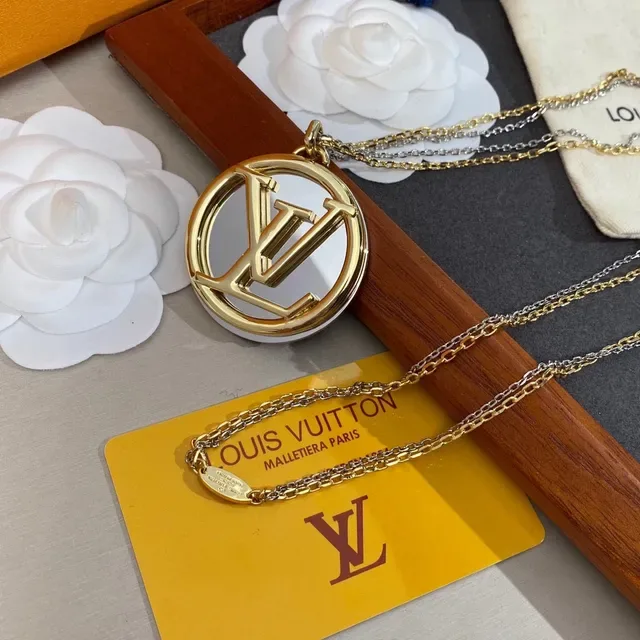 Louis Vuitton LV Circle Gold-Tone Interlocking Monogram Pendant Necklace 5