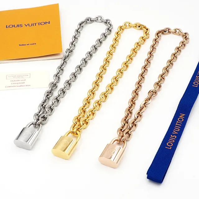Louis Vuitton LV Edge Cadenas Gold-Tone Chain Necklace 8
