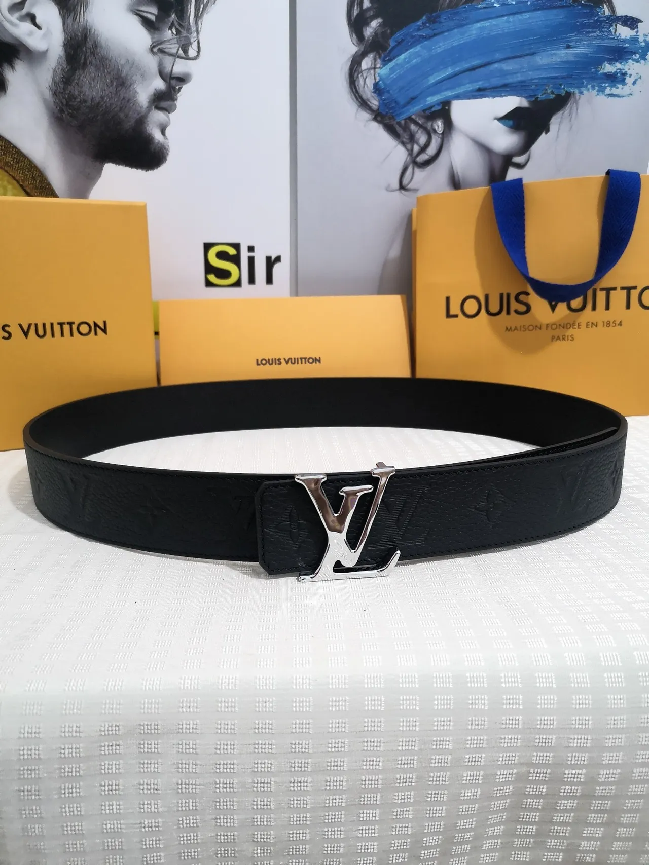 Louis Vuitton LV Initiales Black Pebbled Leather Belt 3