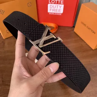 Louis Vuitton LV Initiales حزام جلد أسود منسوج