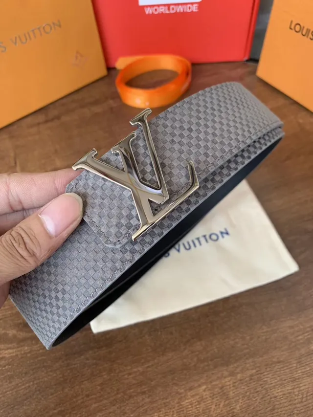 Louis Vuitton LV Initiales حزام جلد أسود منسوج 14