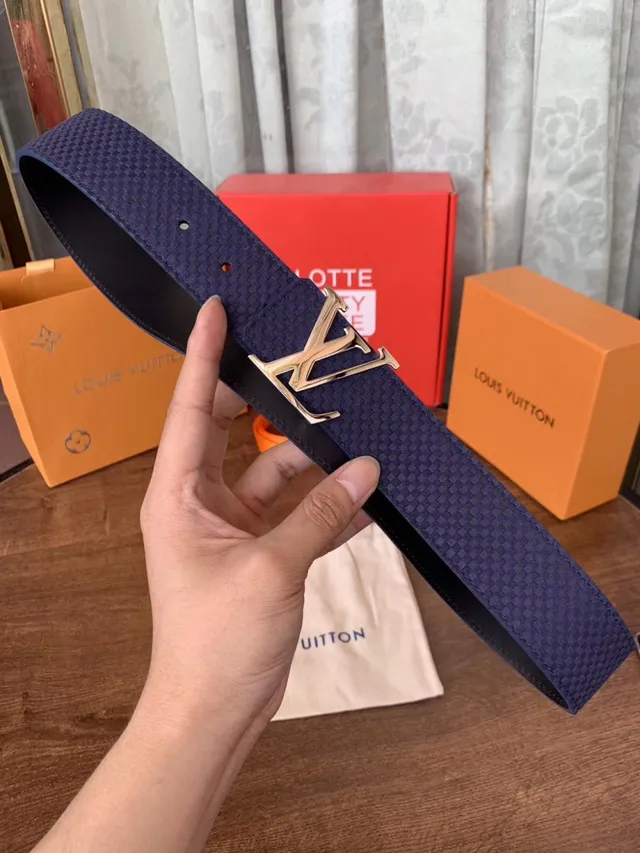Louis Vuitton LV Initiales حزام جلد أسود منسوج 24