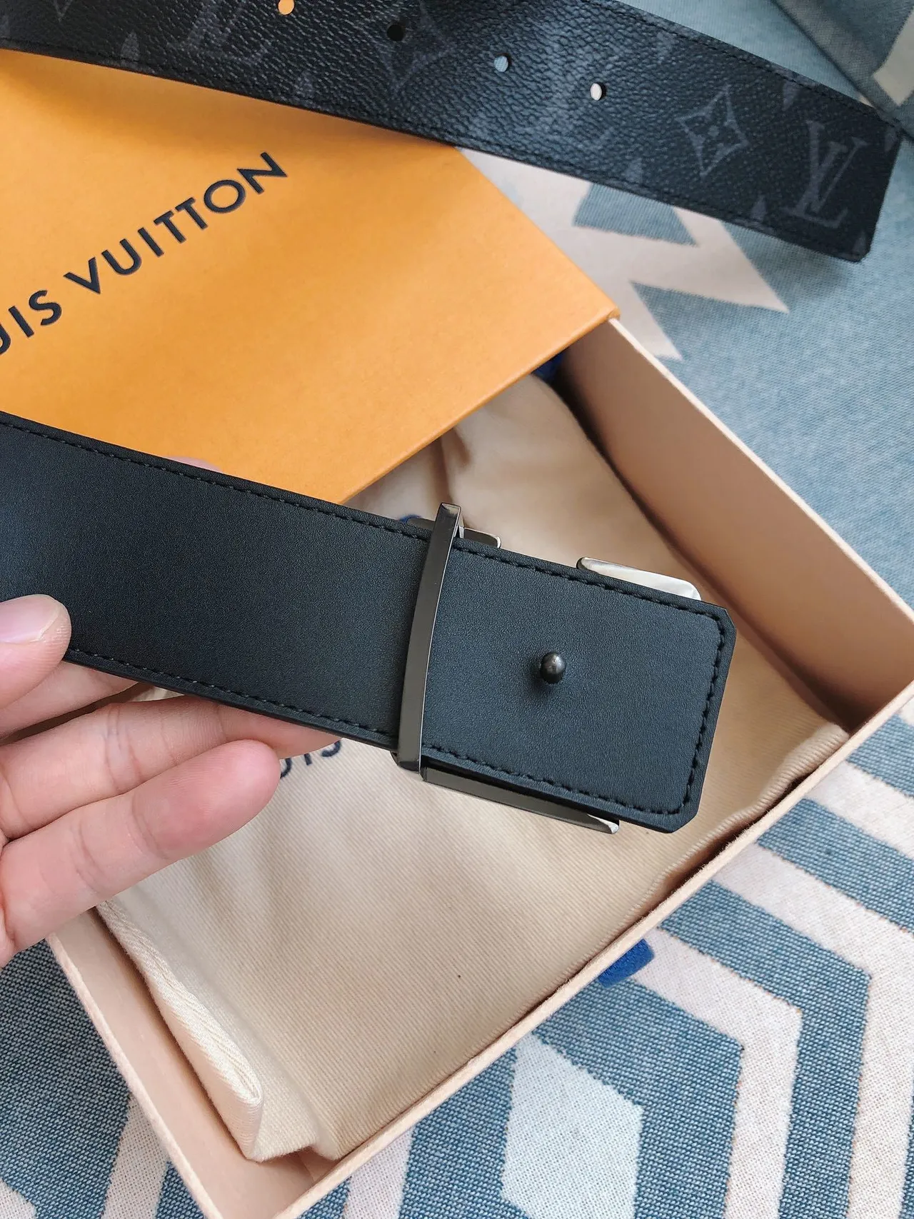 Louis Vuitton LV Initiales Monogram Textured Leather Belt 7