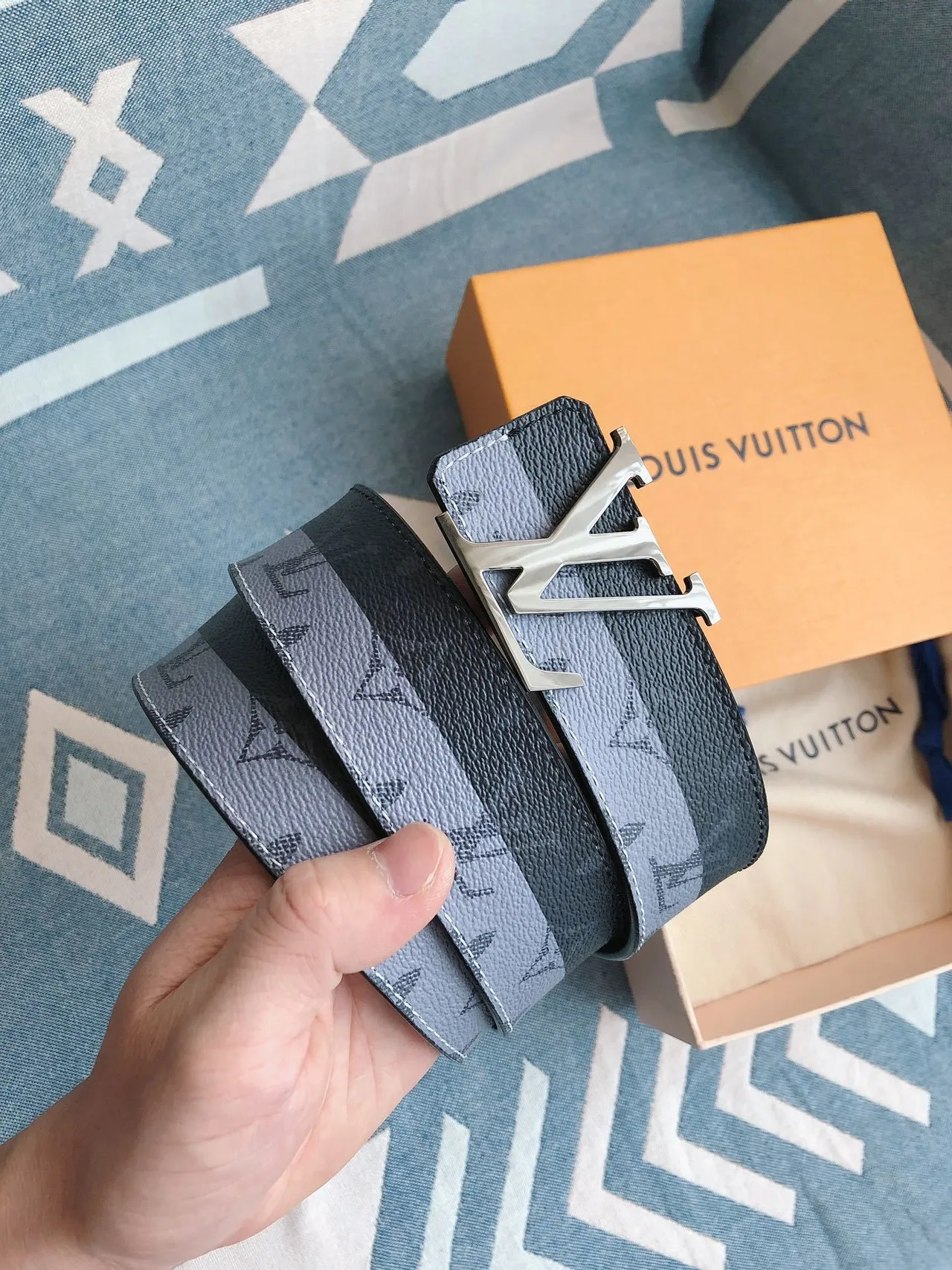 Louis Vuitton LV Initiales Reversible Monogram Leather Belt 2