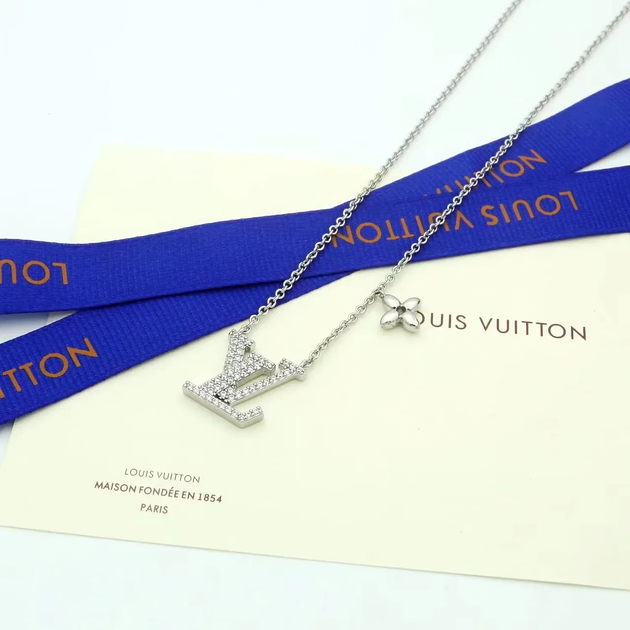 Louis Vuitton LV Monogram Flower Pavé Crystal Necklace 3