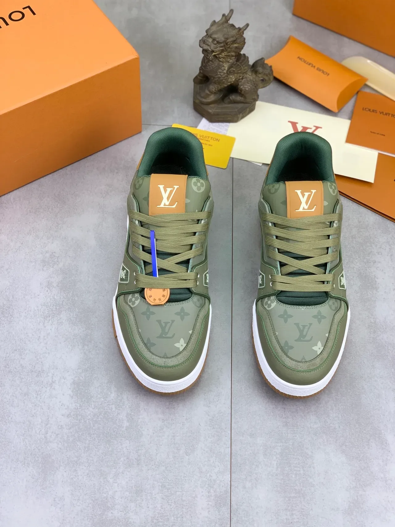 路易威登 LV Trainer 军绿色米色 印花上层叠层合成材料 生活方式运动鞋 6