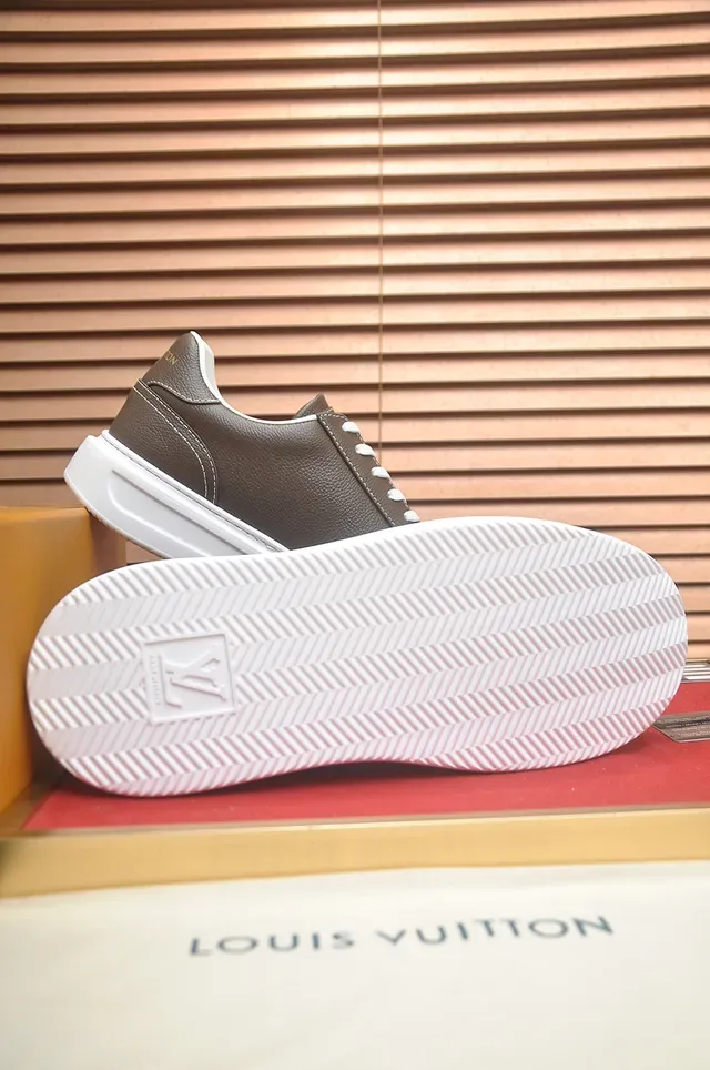 Louis Vuitton LV Trainer بني أبيض جلد علوي منصة حذاء أسلوب حياة 3