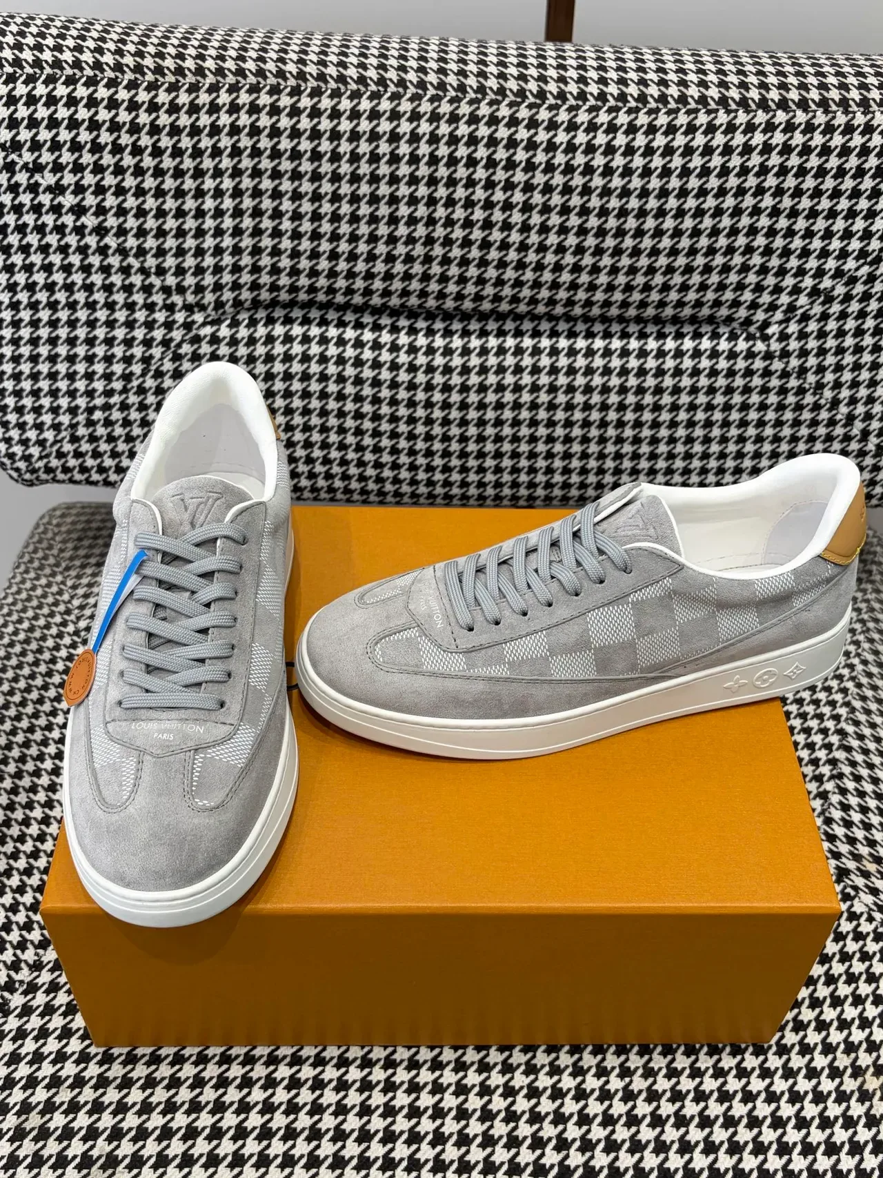 Louis Vuitton LV Trainer Gray White Suede Upper Checkered Monogram Pattern Lifestyle Sneakers 4