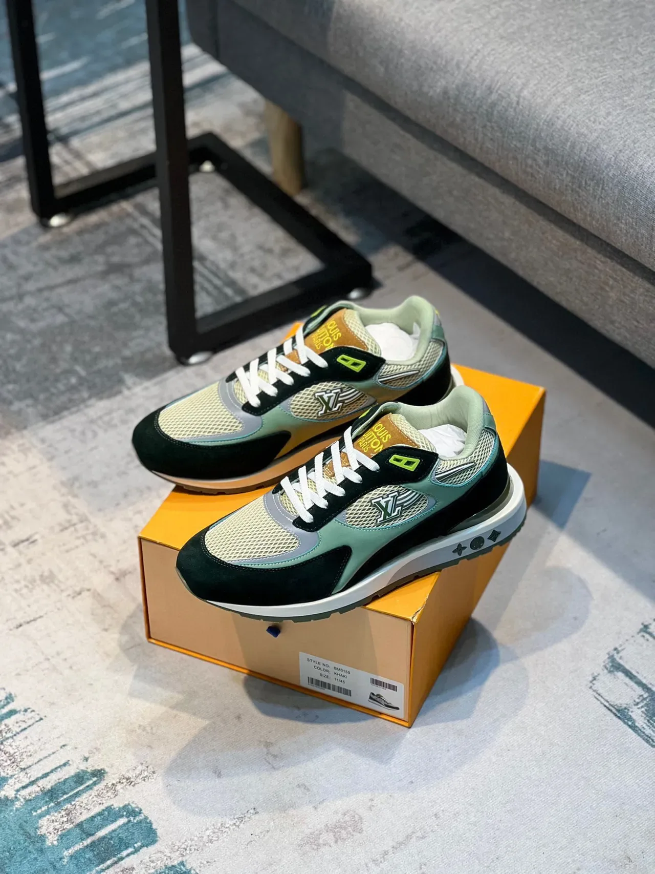 Louis Vuitton LV Trainer Vert Beige Multi-Material Maille et Daim Panneaux Chaussures Lifestyle 7