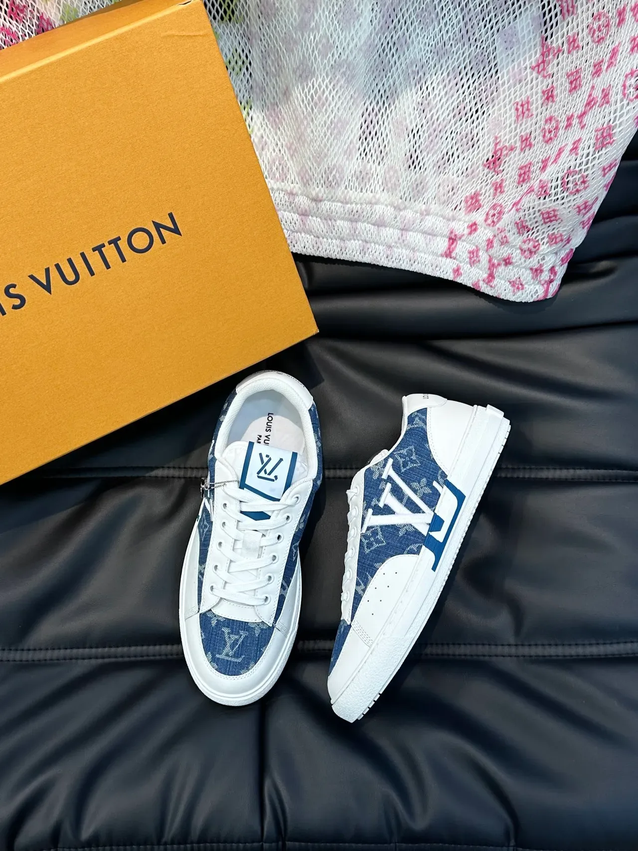 লুইস ভিটন LV Trainer নেভি হোয়াইট ডিনিম-প্যানেল মনোগ্রাম লাইফস্টাইল স্নিকার 5