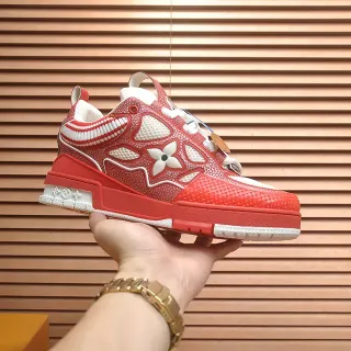 Louis Vuitton LV Trainer লাল এবং সাদা মোনোগ্রাম ফ্লাওয়ার লাইফস্টাইল স্নিকার