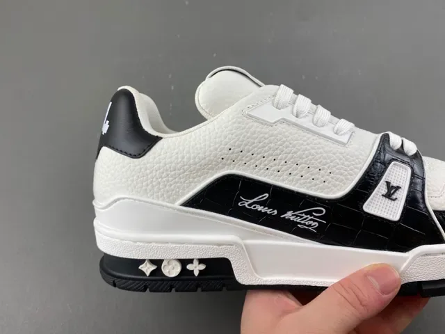 Louis Vuitton LV Trainer White Black Pebbled Leather Croc-Embossed Panel Lifestyle Sneakers 3