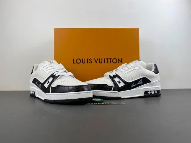 Louis Vuitton LV Trainer White Black Pebbled Leather Croc-Embossed Panel Lifestyle Sneakers 13