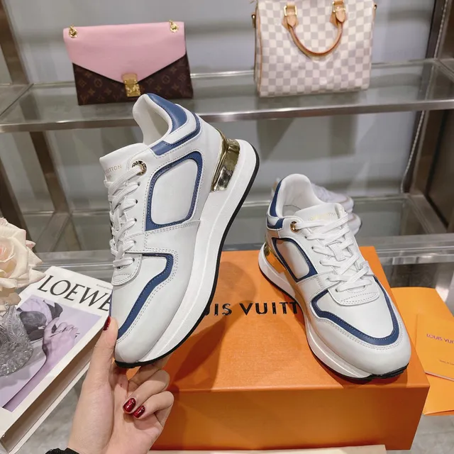 Louis Vuitton LV Trainer White Blue Monogrammed Side Panel Gold Metallic Heel Counter Lifestyle Sneakers 4