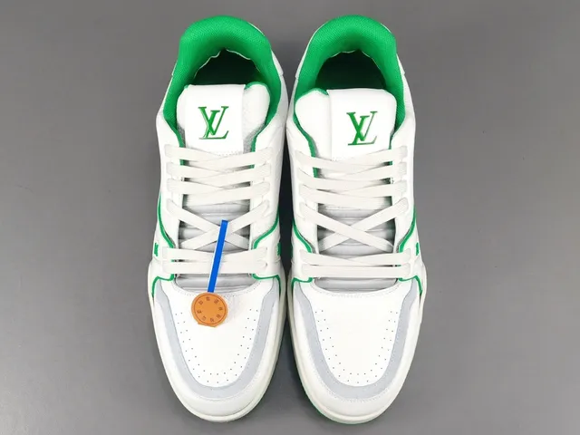 Louis Vuitton LV Trainer White Green Leather Upper Accent Piping Lifestyle Sneakers 16