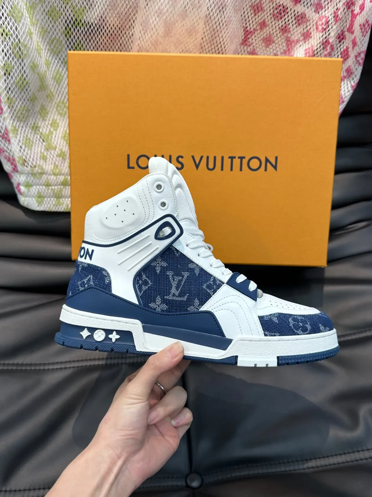 Louis Vuitton LV Trainer Blanc Navy Hautes Monogram Canvas Lifestyle Sneakers 5