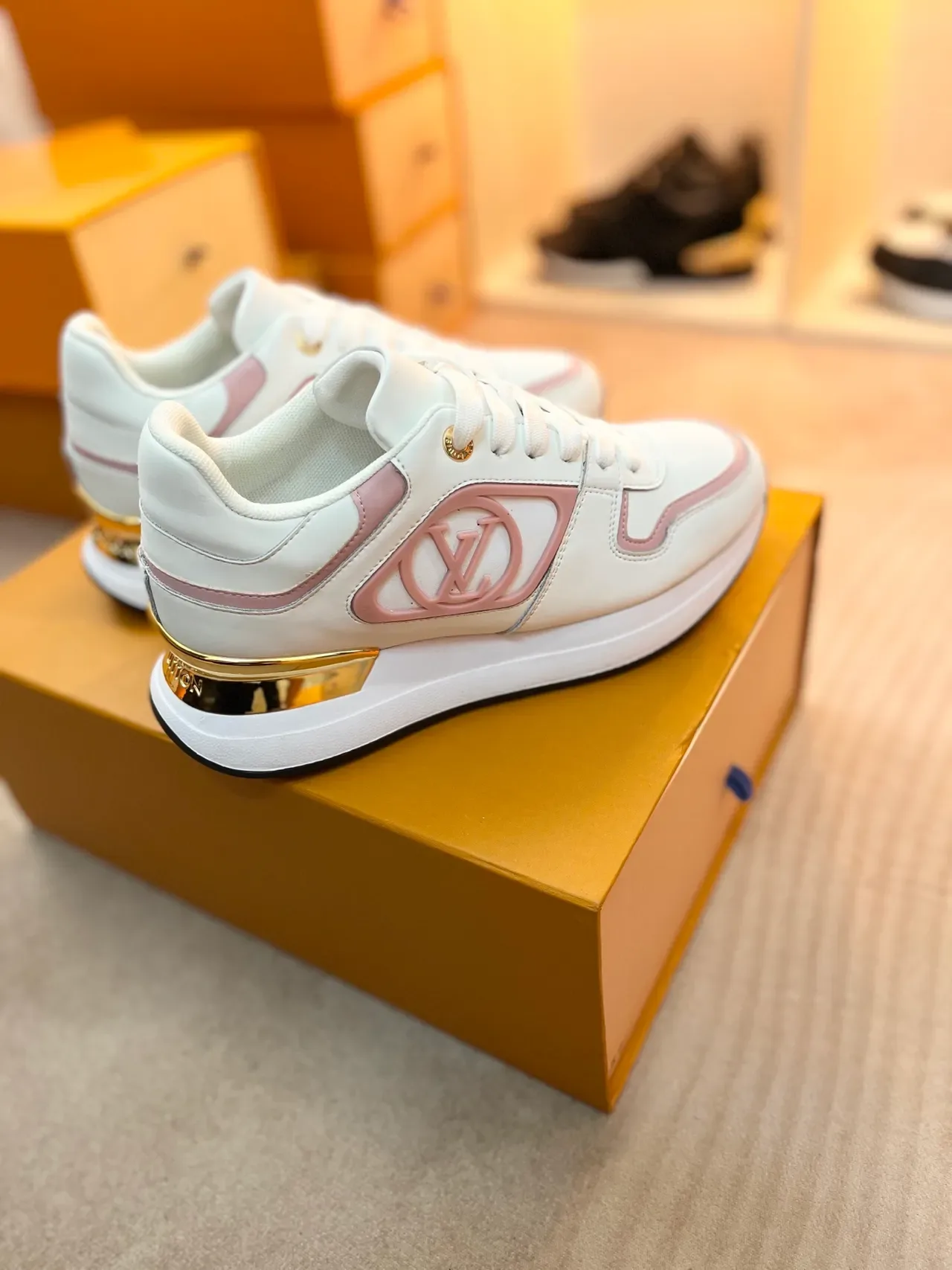 Louis Vuitton LV Trainer White Pink Leather Trim Lifestyle Sneakers 4